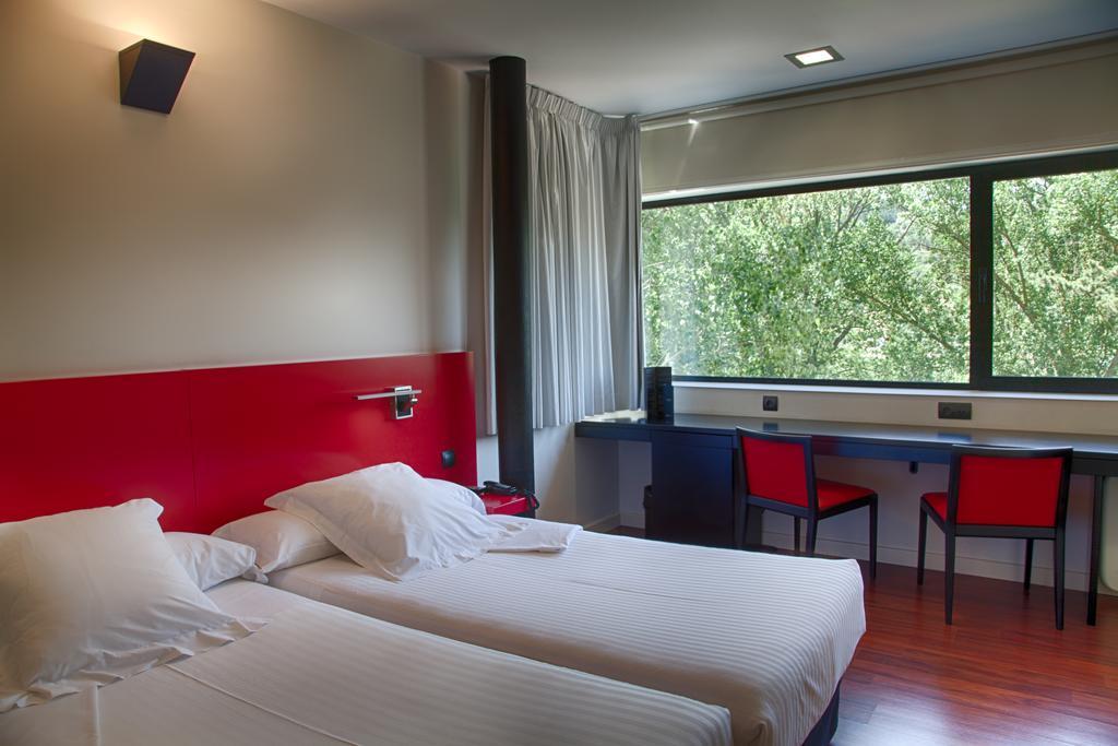 אסטייה Hotel Tximista מראה חיצוני תמונה